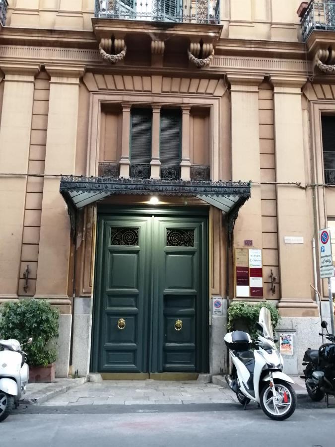 Suite Ruggero Settimo ปาแลร์โม ภายนอก รูปภาพ